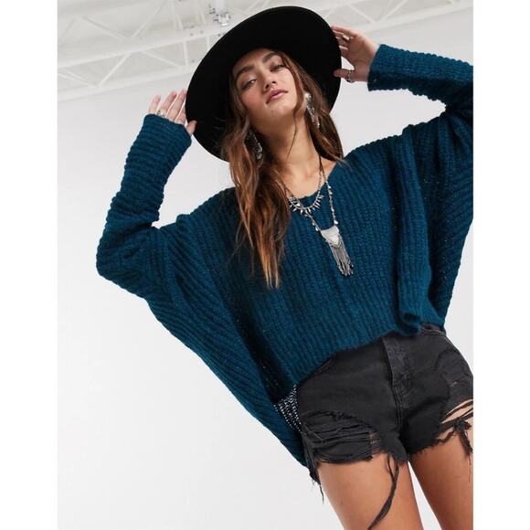 FREE PEOPLE Womens Alpaca Wool V-Neck Oversized Knit Crop Sweater Top Size XS - Picture 9 of 10